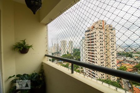 Varanda  de apartamento para alugar com 2 quartos, 50m² em Vila Vermelha, São Paulo