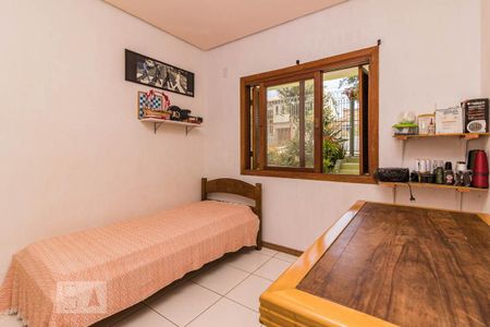 Dormitório de casa à venda com 6 quartos, 246m² em Nonoai, Porto Alegre