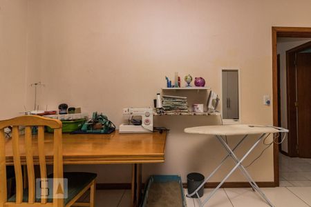 Dormitório2 de casa à venda com 6 quartos, 246m² em Nonoai, Porto Alegre