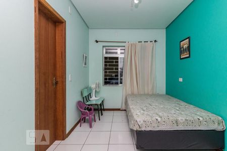 Casa à venda com 246m², 6 quartos e 2 vagasDormitório3