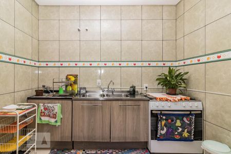 Casa à venda com 246m², 6 quartos e 2 vagasCozinha