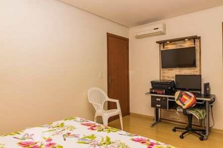 Casa à venda com 246m², 6 quartos e 2 vagasDormitório 6