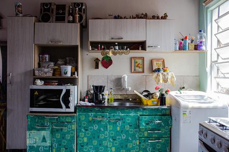 Detalhe cozinha de kitnet/studio à venda com 1 quarto, 44m² em São José, Canoas