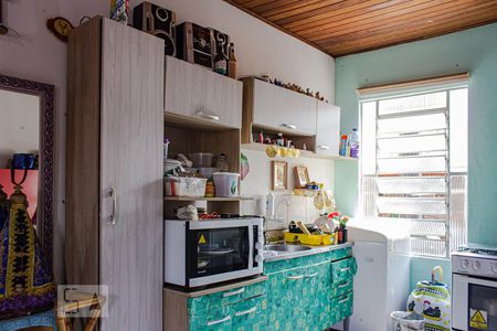 Detalhe cozinha de kitnet/studio à venda com 1 quarto, 44m² em São José, Canoas