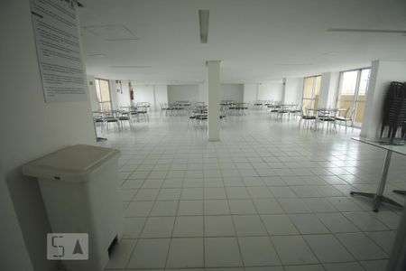 Apartamento para alugar com 55m², 2 quartos e 1 vagaÁrea comum - Salão de festas