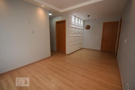 Apartamento para alugar com 55m², 2 quartos e 1 vagaSala