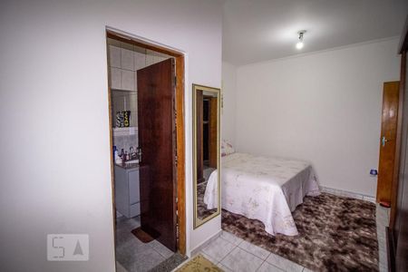 Casa à venda com 160m², 2 quartos e 1 vagaSuíte