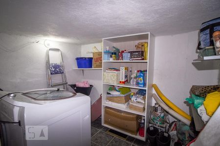 Casa à venda com 160m², 2 quartos e 1 vagaÁrea de Serviço