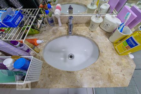 Apartamento para alugar com 55m², 2 quartos e 1 vagaBanheiro