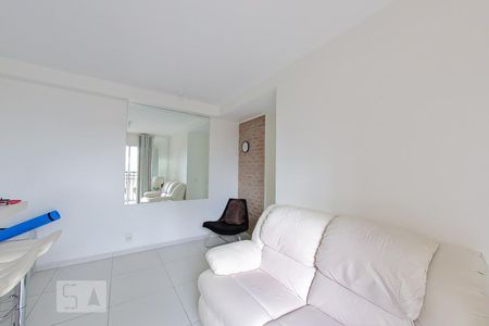 Sala de apartamento para alugar com 2 quartos, 55m² em Vila Augusta, Guarulhos