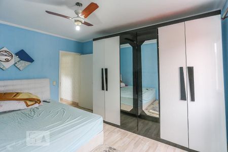 Casa à venda com 110m², 3 quartos e 2 vagas Casa à venda com 110m², 3 quartos e 2 vagasQuarto Andar Inferiror