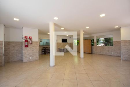 Apartamento à venda com 46m², 2 quartos e 3 vagas Apartamento à venda com 46m², 2 quartos e 3 vagasÁrea comum - Salão de festas