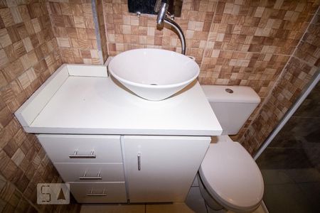 Banheiro de casa para alugar com 1 quarto, 35m² em Vila Celeste, São Paulo