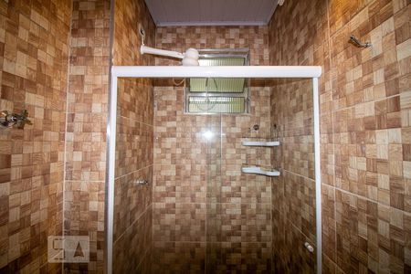 Banheiro de casa para alugar com 1 quarto, 35m² em Vila Celeste, São Paulo