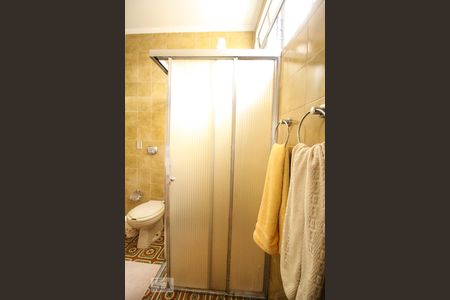 Casa à venda com 261m², 3 quartos e 4 vagasBanheiro Quarto 3 - Suíte