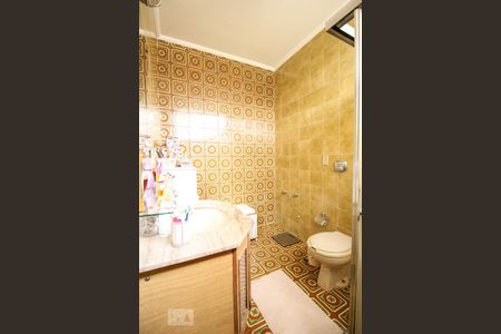 Casa à venda com 261m², 3 quartos e 4 vagasBanheiro Quarto 3 - Suíte