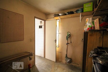 Casa à venda com 261m², 3 quartos e 4 vagasQuarto de Serviço