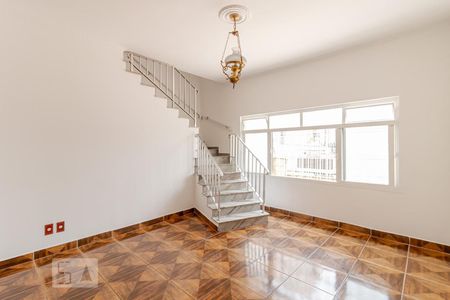 Sala de casa para alugar com 2 quartos, 144m² em Vila Dom Pedro I, São Paulo