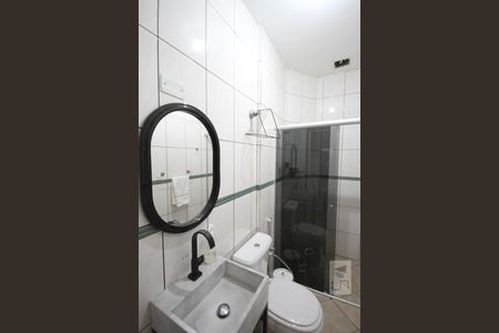 Casa à venda com 350m², 5 quartos e 1 vagaBanheiro fundos