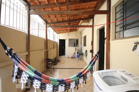 Casa à venda com 350m², 5 quartos e 1 vagaÁrea de Serviço