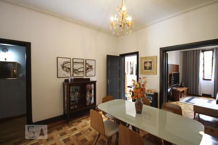 Sala de casa à venda com 5 quartos, 350m² em Liberdade, São Paulo