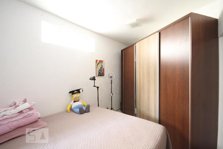 Casa à venda com 350m², 5 quartos e 1 vagaquarto dos fundos