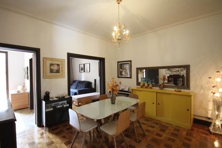 Sala de casa à venda com 5 quartos, 350m² em Liberdade, São Paulo