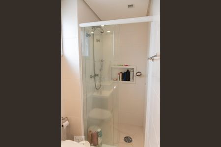 Apartamento à venda com 215m², 4 quartos e 4 vagasBanheiro da suíte 3