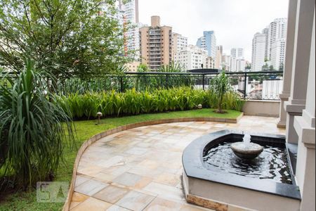 Apartamento à venda com 215m², 4 quartos e 4 vagasFonte