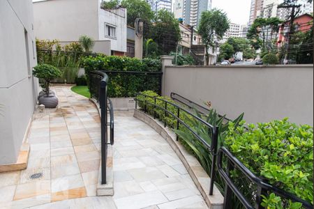 Apartamento à venda com 215m², 4 quartos e 4 vagasRampa de acesso