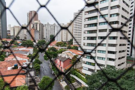 Apartamento à venda com 215m², 4 quartos e 4 vagasVista da suíte 1
