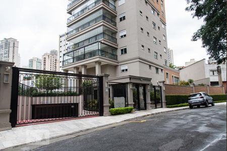 Apartamento à venda com 215m², 4 quartos e 4 vagasFachada
