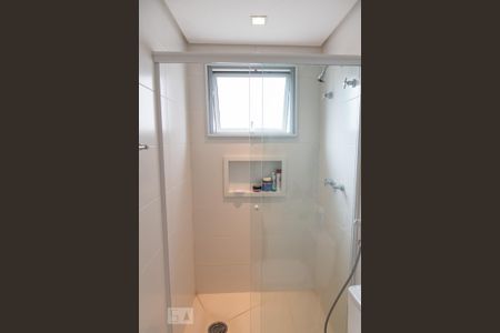 Apartamento à venda com 215m², 4 quartos e 4 vagasBanheiro da suíte 2