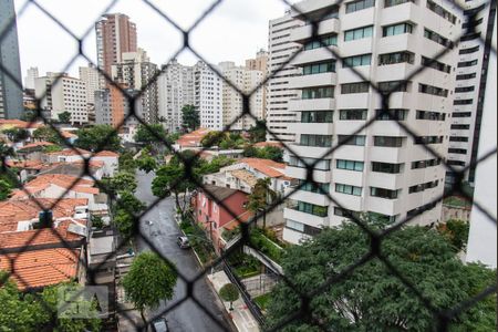 Apartamento à venda com 215m², 4 quartos e 4 vagasVista da suíte 3