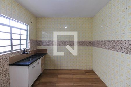 Casa para alugar com 80m², 2 quartos e sem vaga Casa para alugar com 80m², 2 quartos e sem vagaCozinha