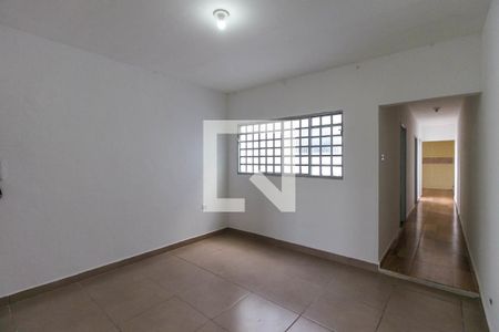 Sala de casa para alugar com 2 quartos, 80m² em Vila Santa Virginia, São Paulo
