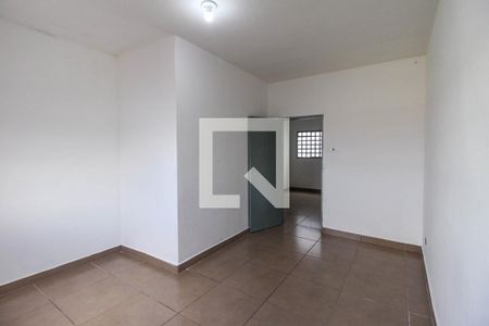 Quarto 1 de casa para alugar com 2 quartos, 80m² em Vila Santa Virginia, São Paulo