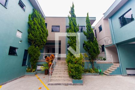 Casa de condomínio para alugar com 51m², 2 quartos e 1 vagaEntrada