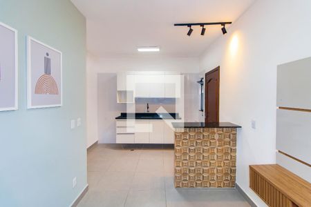 Sala/Cozinha de casa de condomínio para alugar com 2 quartos, 51m² em Vila Ema, São Paulo