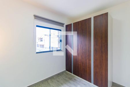 Quarto 1 de casa de condomínio para alugar com 2 quartos, 51m² em Vila Ema, São Paulo