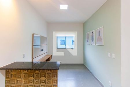 Sala/Cozinha de casa de condomínio para alugar com 2 quartos, 51m² em Vila Ema, São Paulo