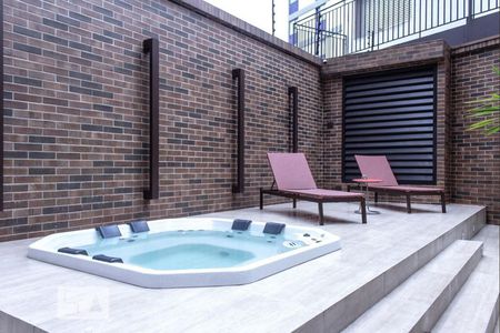 Apartamento para alugar com 46m², 1 quarto e 1 vagaÁrea comum - Piscina