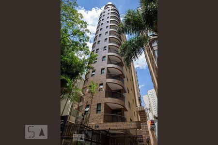 Apartamento para alugar com 46m², 1 quarto e 1 vagaFachada