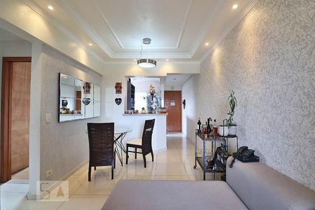 Sala de apartamento à venda com 2 quartos, 68m² em Vila Homero Thon, Santo André