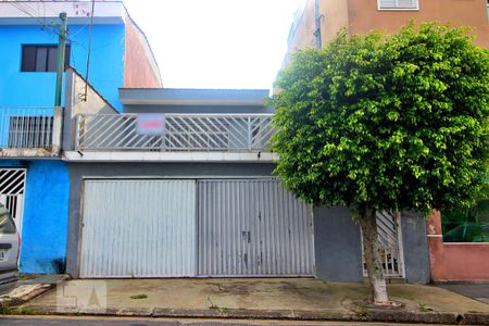 Casa à venda com 123m², 3 quartos e 2 vagasFachada