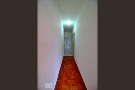 Corredor de casa à venda com 3 quartos, 123m² em Vila Progresso, Santo André