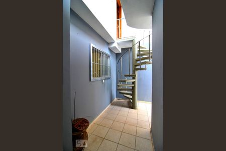 Casa à venda com 123m², 3 quartos e 2 vagasQuintal