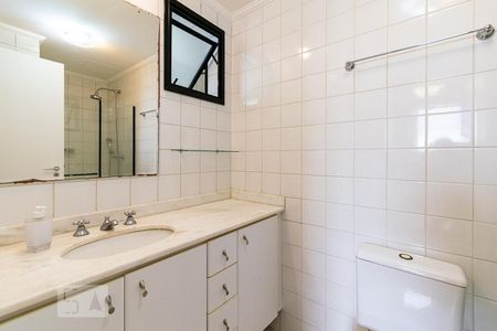 Apartamento para alugar com 75m², 3 quartos e 2 vagasBanheiro da Suíte