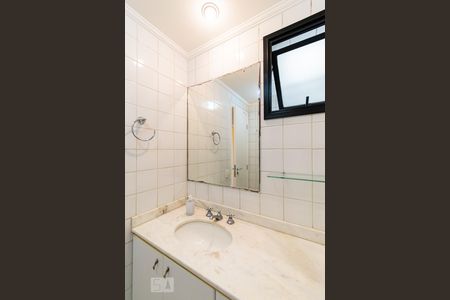 Apartamento para alugar com 75m², 3 quartos e 2 vagasBanheiro da Suíte