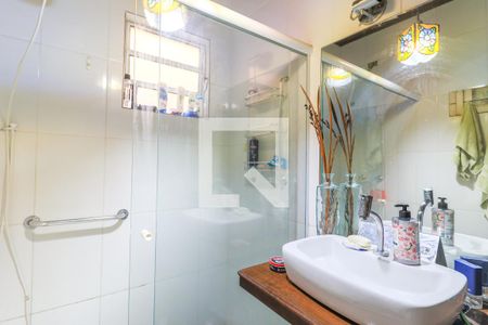 Casa à venda com 180m², 4 quartos e 2 vagasBanheiro